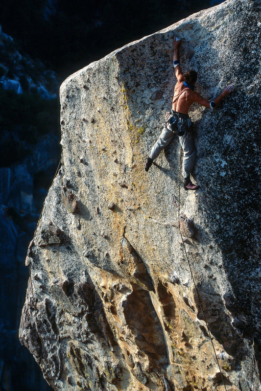 Entrenamiento en campus board: potencia, RFD y progresiones